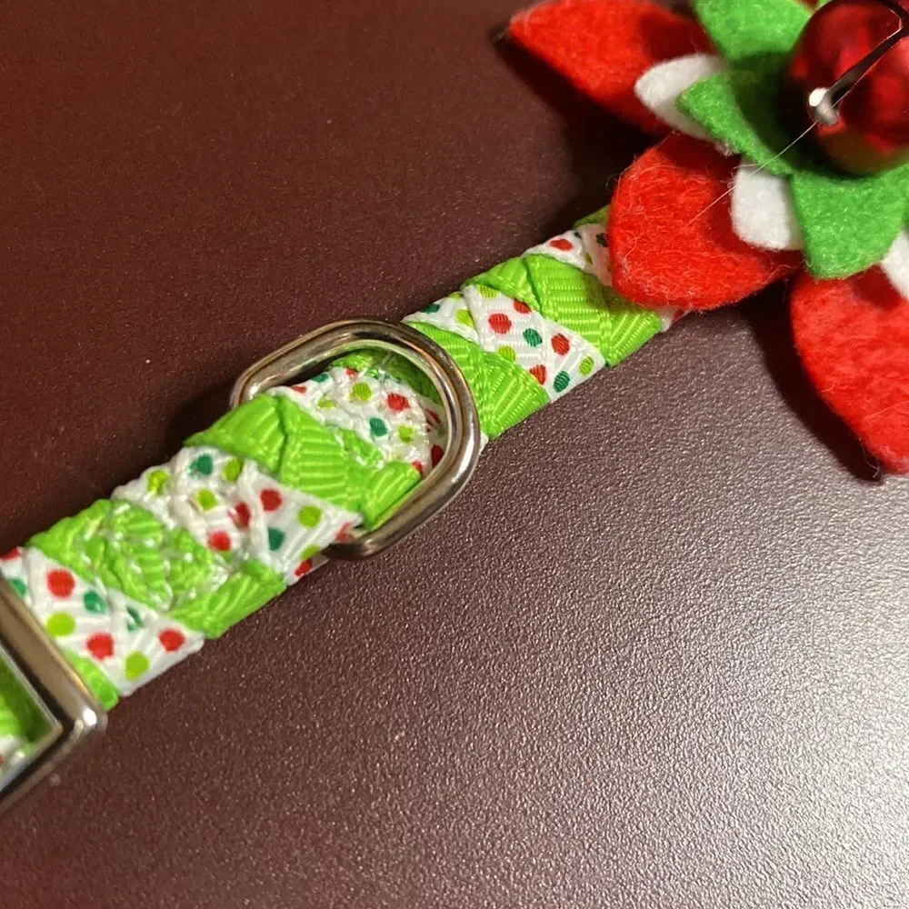 Fancy Christmas Poinsettia Collar